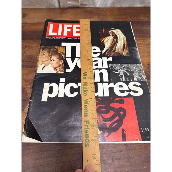 LIFE Special Report Vintage Magazine Winter '75 The Year In Pictures Collectible - Picture 10 of 11